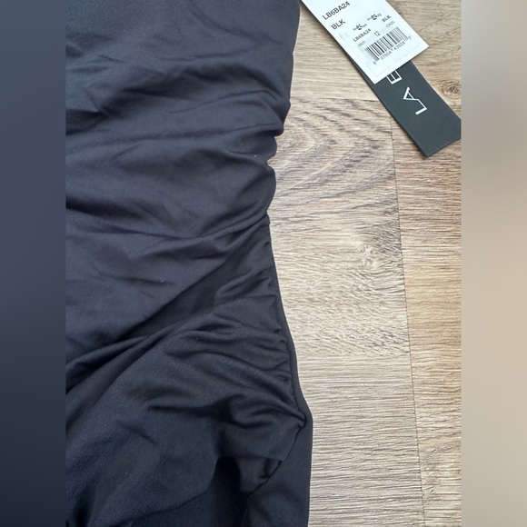 NWT La Blanca size 12 one piece black swimsuit - Picture 6 of 9